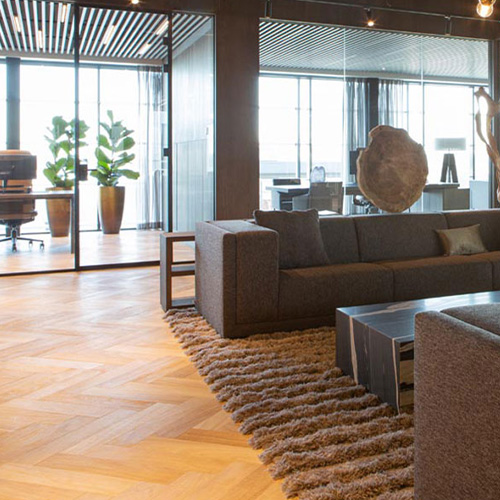 houten-vloer-in-kantoorpand-zilva-vloeren houten-vloer-in-kantoorpand-zilva-vloeren