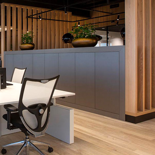 werkplek-met-houten-vloer-zilva-vloeren werkplek-met-houten-vloer-zilva-vloeren