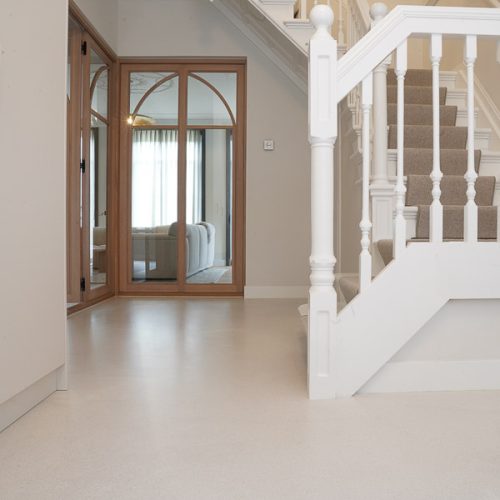 Zilva Barosso gietvloer hal Alblasserdam Zilva Barosso gietvloer hal Alblasserdam