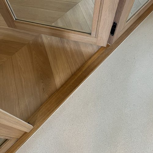 Zilva Barosso gietvloer hal Alblasserdam Zilva Barosso gietvloer hal Alblasserdam